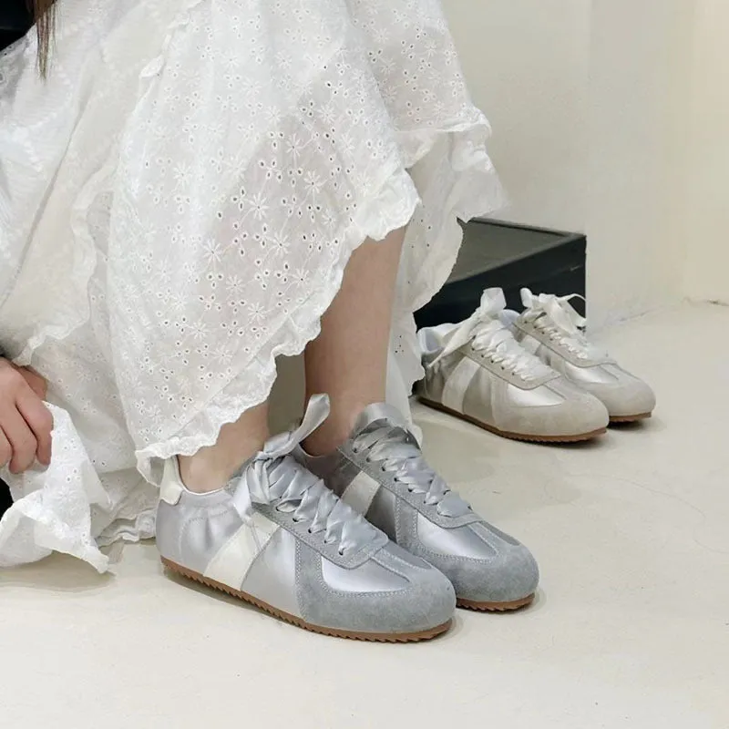 European Lambskin Satin Shoes 2024 Spring New National Style Round Toe Soft Sole Shoes