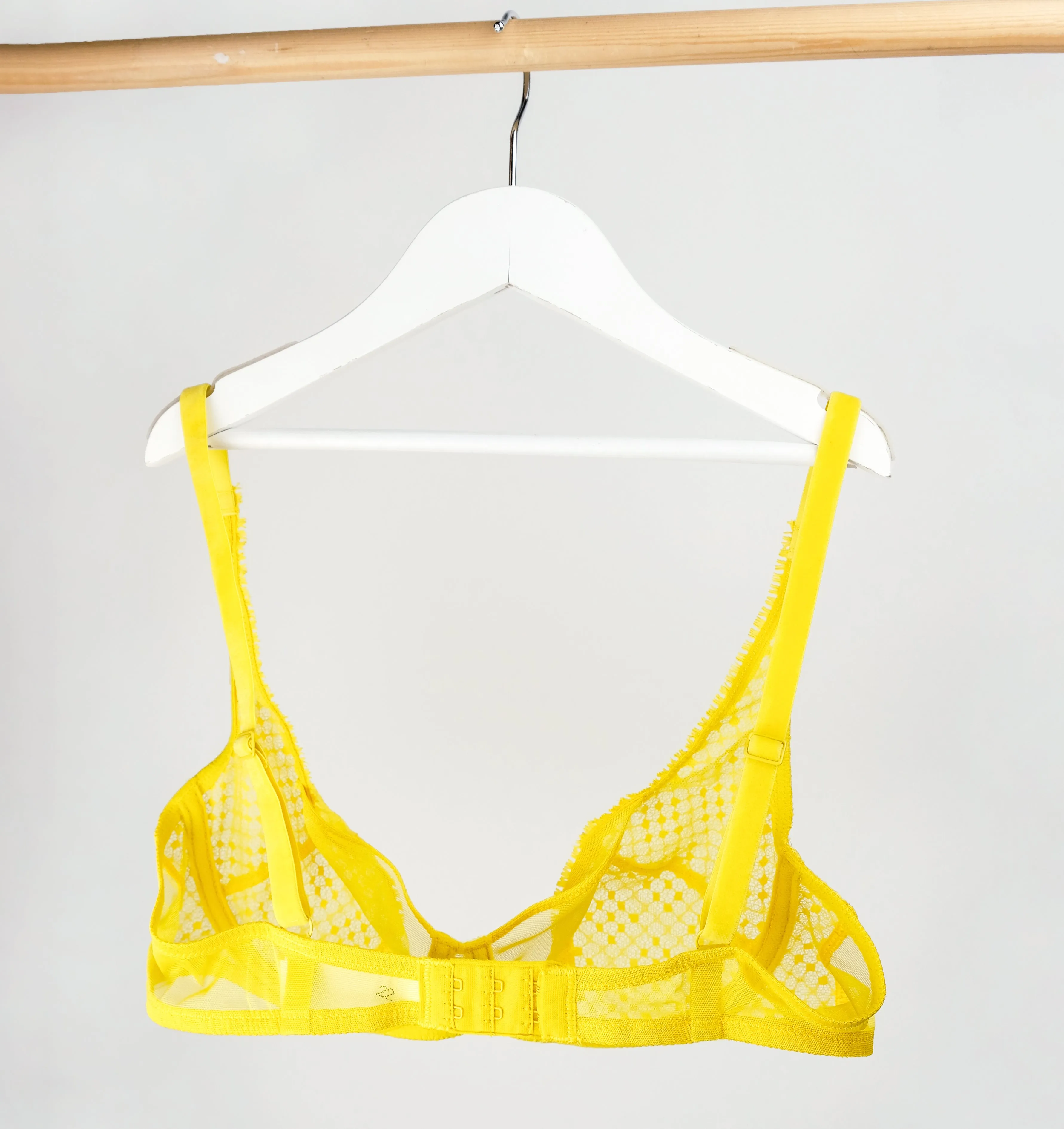 Fringed lace & mesh demi plunge bra [Sunflower]