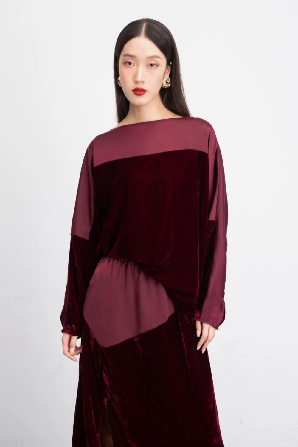Gigi Straight Long Sleeved Velvet Top