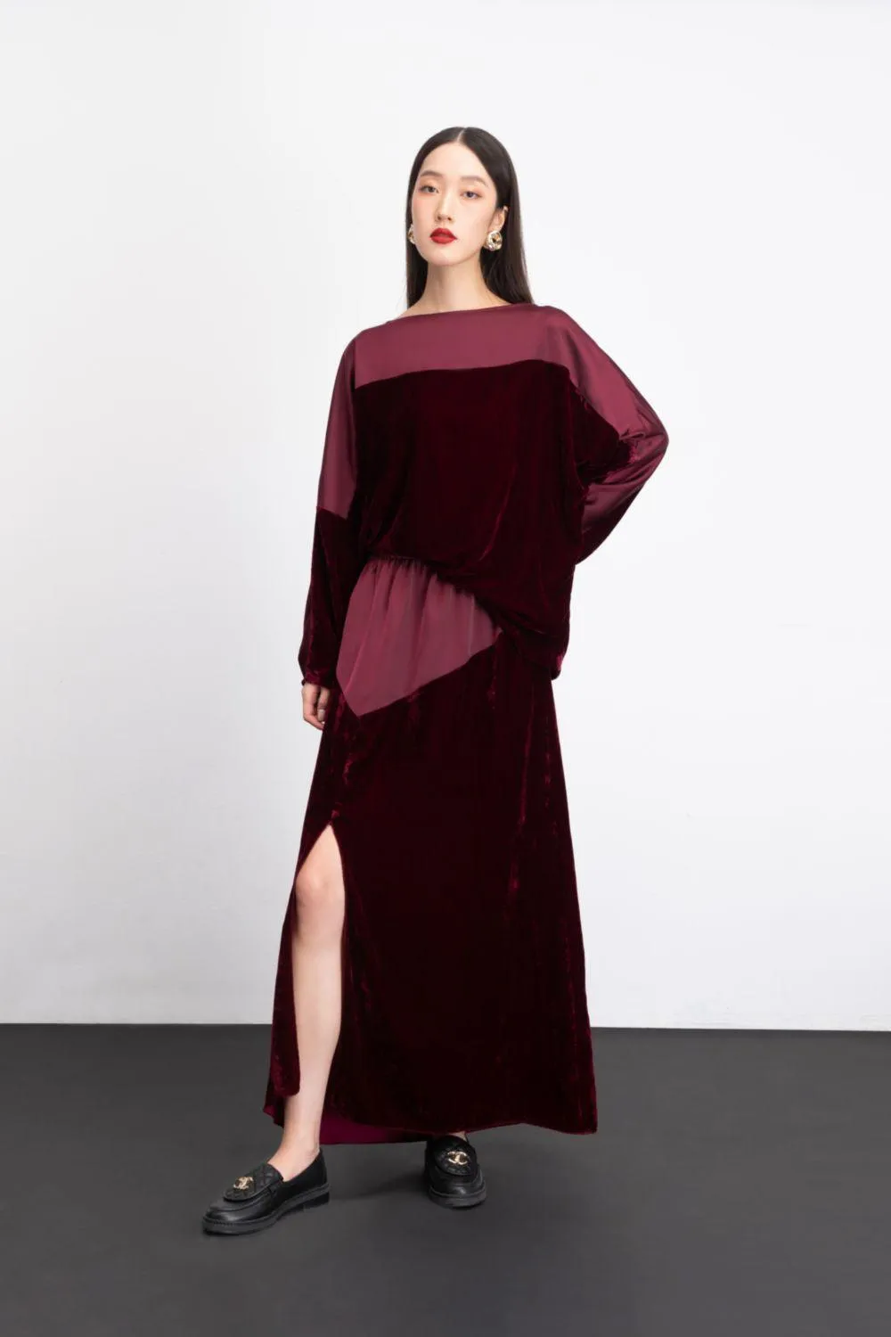 Gigi Straight Long Sleeved Velvet Top