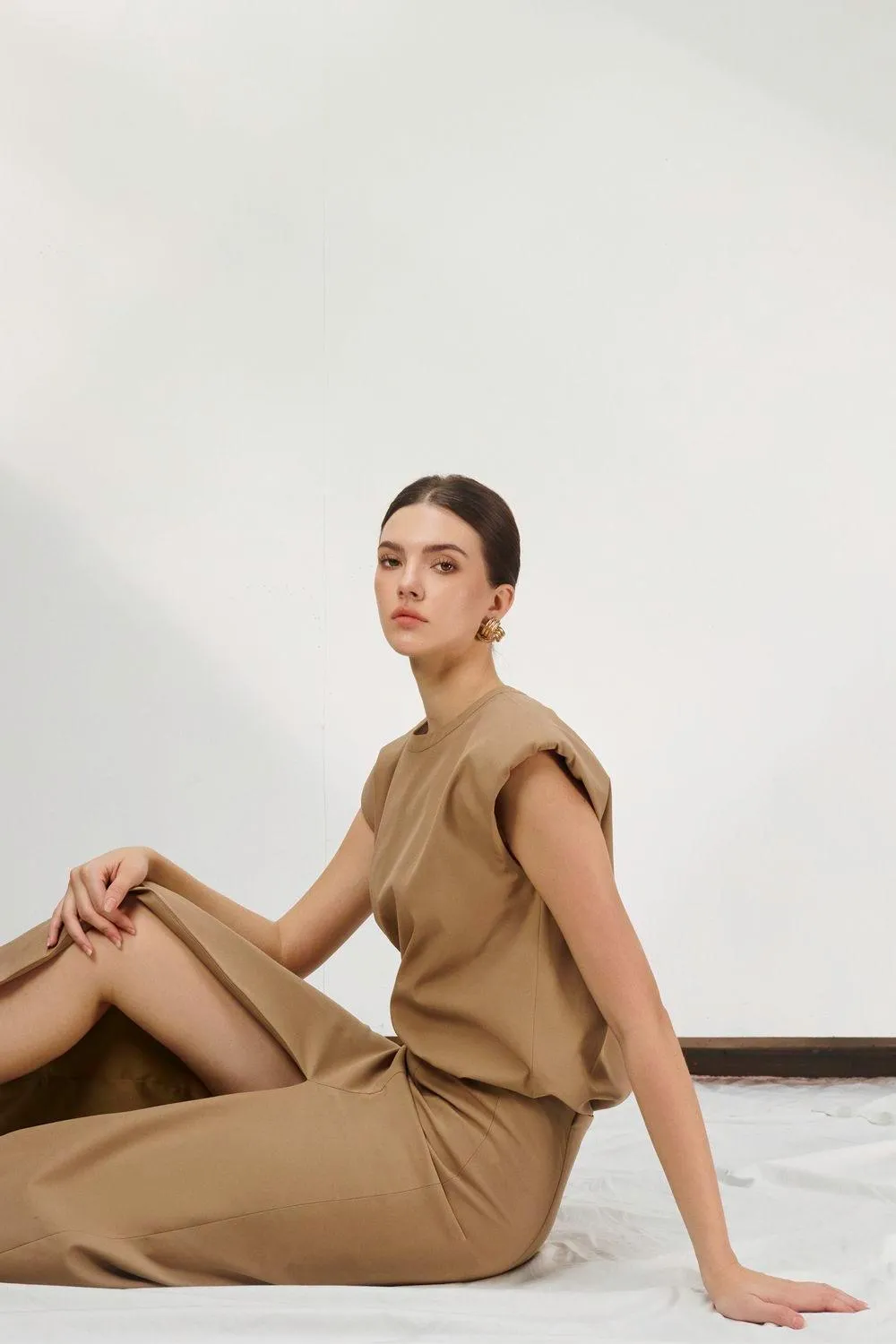 Nomi Straight Cap Sleeved Khaki Top