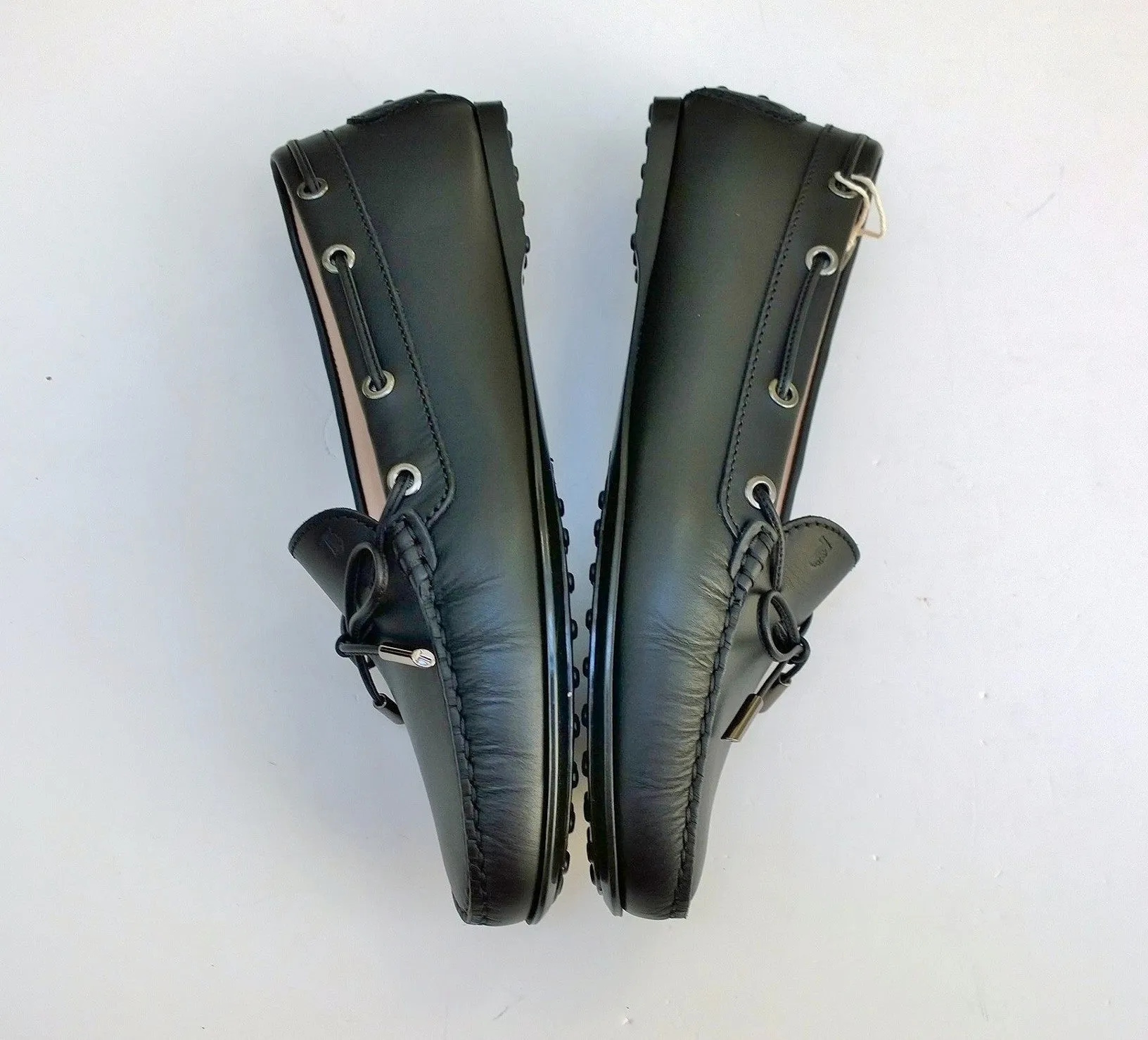 Tod's Gommino Black Leather Loafers with Rubber Dots Soles Driving Shoes NIB